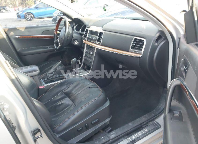 Photo 5 of 2010 Lincoln Mkz N/A (VIN 3LNHL2GCXAR644043)