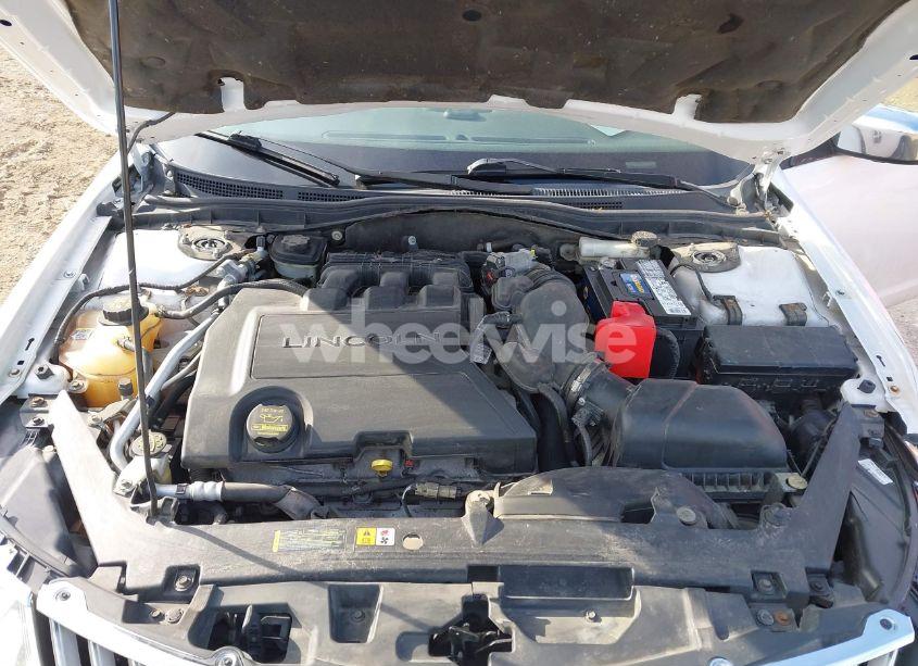 Photo 10 of 2012 Lincoln Mkz (VIN 3LNHL2GCXCR810631)