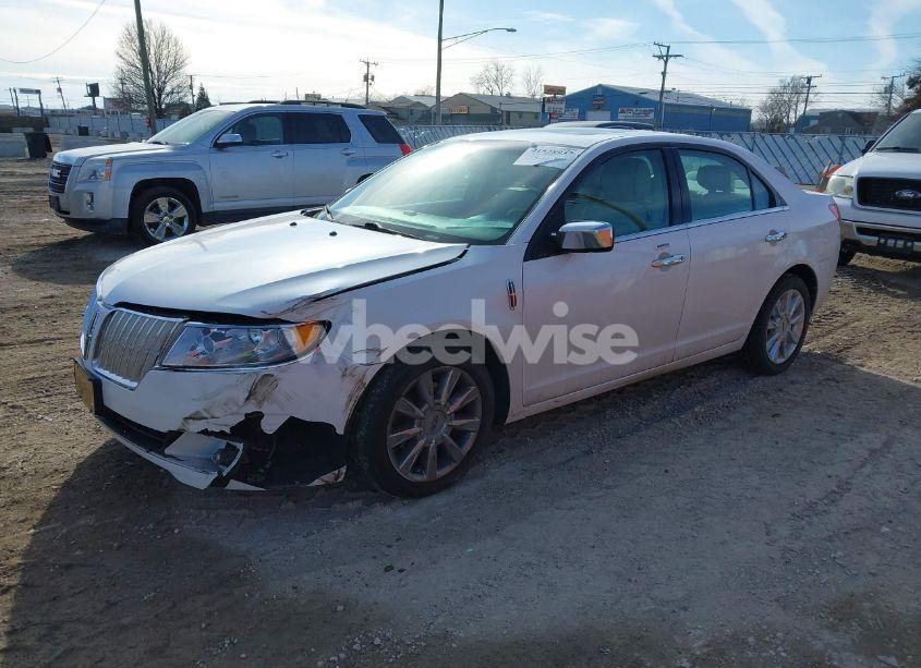 Photo 2 of 2012 Lincoln Mkz (VIN 3LNHL2GCXCR810631)
