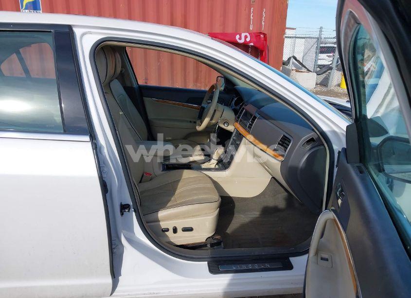 Photo 5 of 2012 Lincoln Mkz (VIN 3LNHL2GCXCR810631)