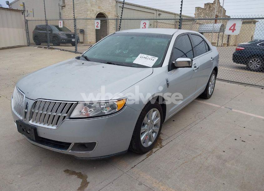 Photo 2 of 2012 Lincoln Mkz (VIN 3LNHL2GCXCR823816)