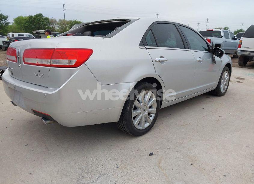 Photo 4 of 2012 Lincoln Mkz (VIN 3LNHL2GCXCR823816)