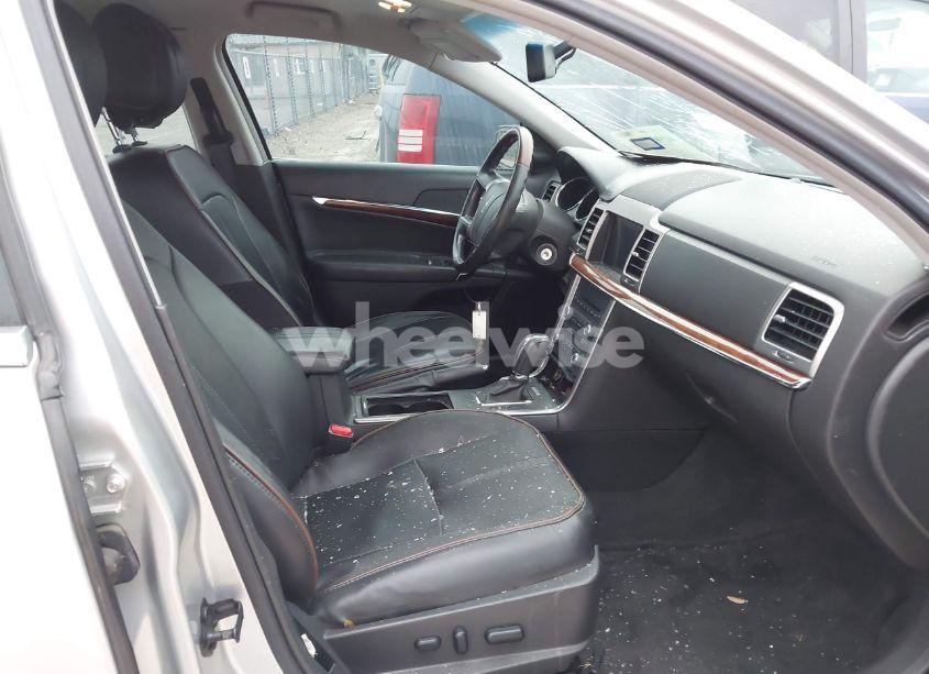 Photo 5 of 2012 Lincoln Mkz (VIN 3LNHL2GCXCR823816)