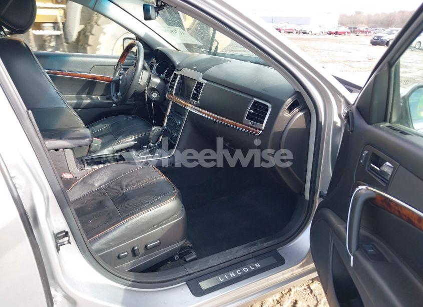 Photo 5 of 2012 Lincoln Mkz (VIN 3LNHL2GCXCR828966)