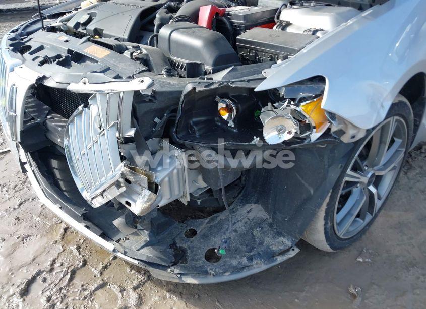 Photo 6 of 2012 Lincoln Mkz (VIN 3LNHL2GCXCR828966)