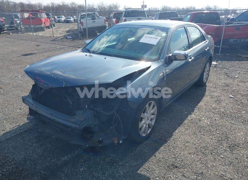 Photo 2 of 2012 Lincoln Mkz (VIN 3LNHL2GCXCR830183)
