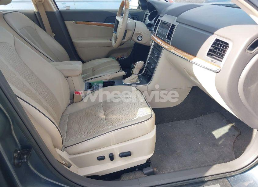 Photo 5 of 2012 Lincoln Mkz (VIN 3LNHL2GCXCR830183)