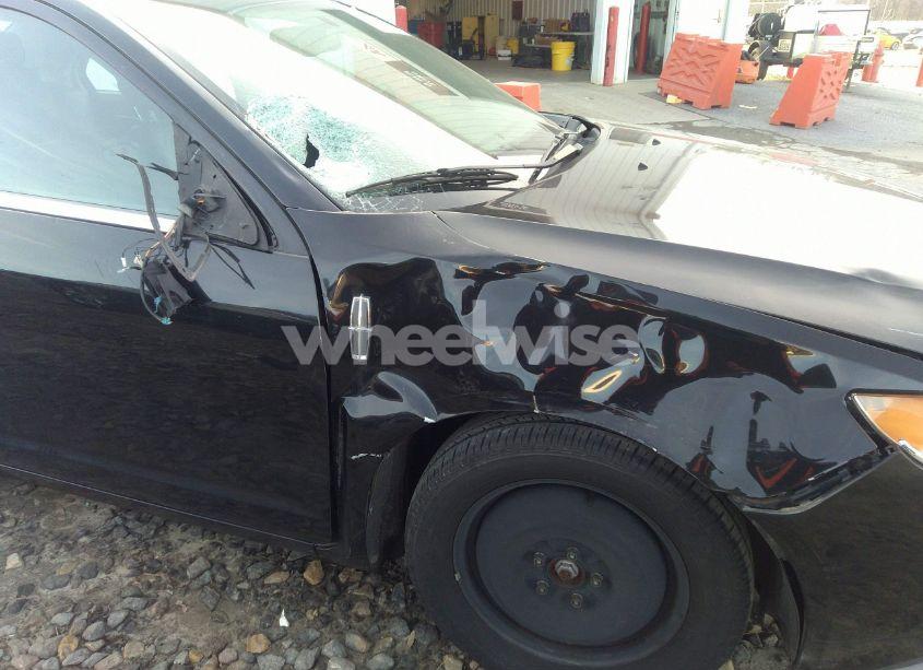 Photo 6 of 2011 Lincoln Mkz (VIN 3LNHL2JC0BR765481)