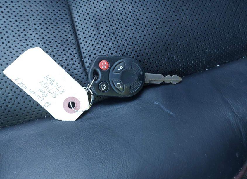 Photo 11 of 2012 Lincoln Mkz (VIN 3LNHL2JC2CR819431)