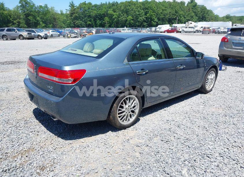 Photo 4 of 2012 Lincoln Mkz (VIN 3LNHL2JC2CR821888)