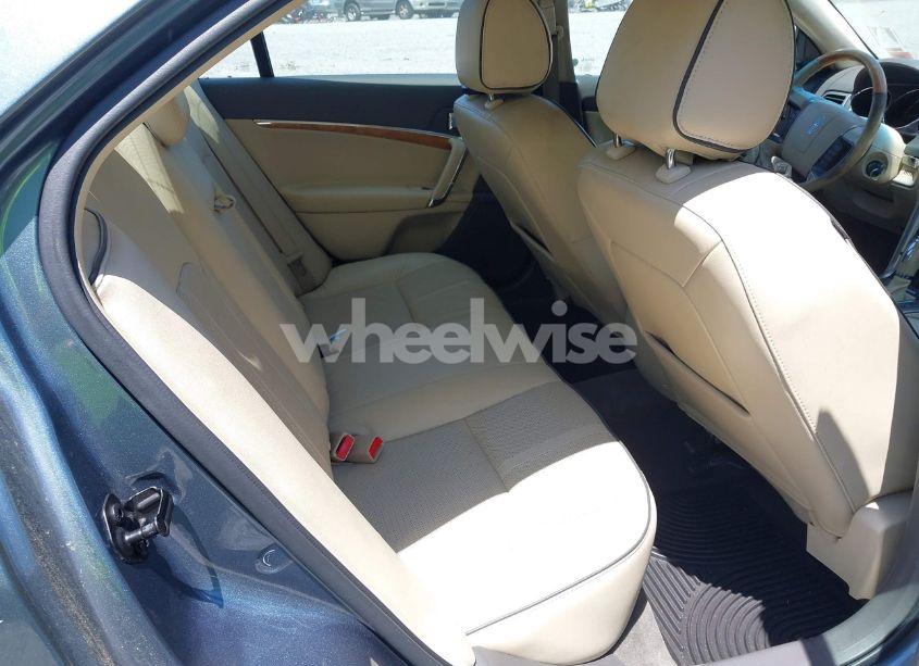 Photo 8 of 2012 Lincoln Mkz (VIN 3LNHL2JC2CR821888)