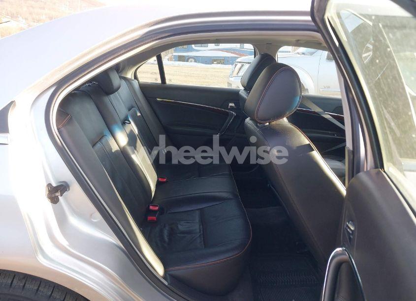 Photo 8 of 2011 Lincoln Mkz (VIN 3LNHL2JC3BR751316)