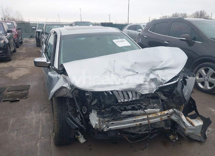 Photo 6 of 2012 Lincoln Mkz (VIN 3LNHL2JC4CR813064)