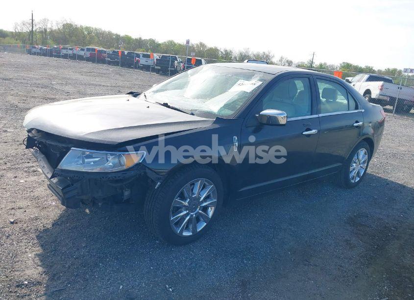 Photo 2 of 2012 Lincoln Mkz (VIN 3LNHL2JC5CR829225)