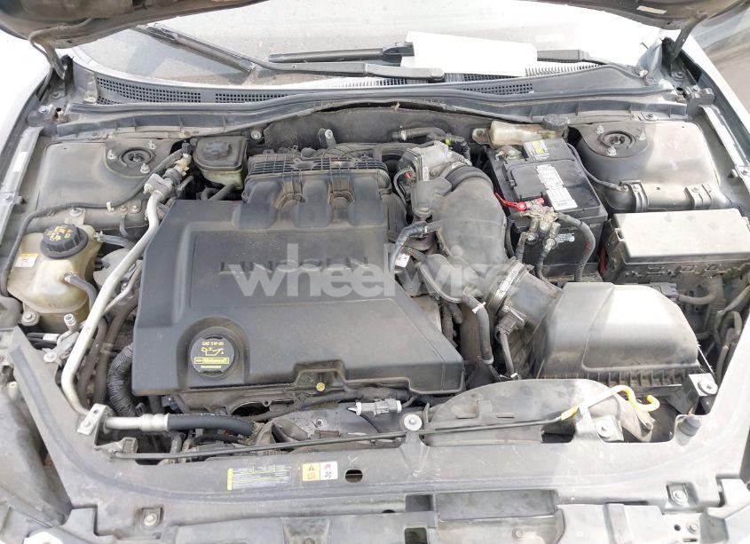 Photo 10 of 2010 Lincoln Mkz N/A (VIN 3LNHL2JC6AR655632)