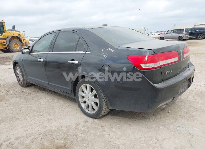 Photo 3 of 2010 Lincoln Mkz N/A (VIN 3LNHL2JC6AR655632)