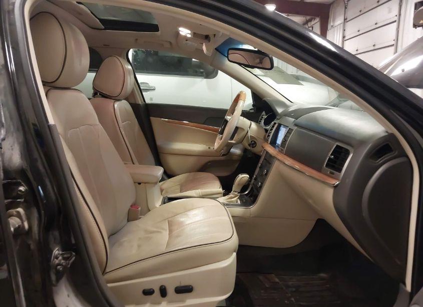 Photo 5 of 2011 Lincoln Mkz (VIN 3LNHL2JC7BR769396)