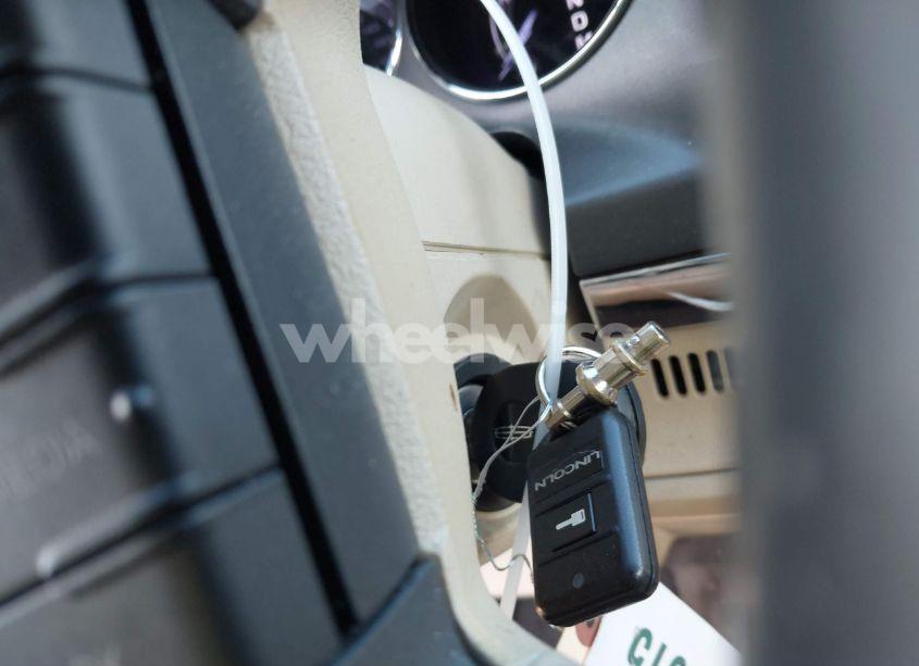 Photo 11 of 2012 Lincoln Mkz (VIN 3LNHL2JC7CR800230)