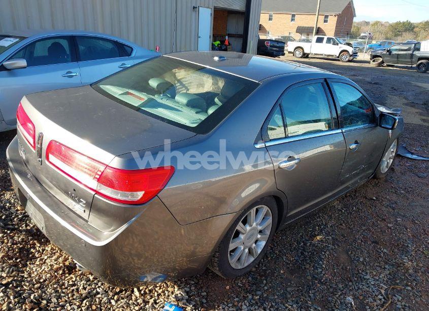 Photo 4 of 2010 Lincoln Mkz N/A (VIN 3LNHL2JC9AR636623)