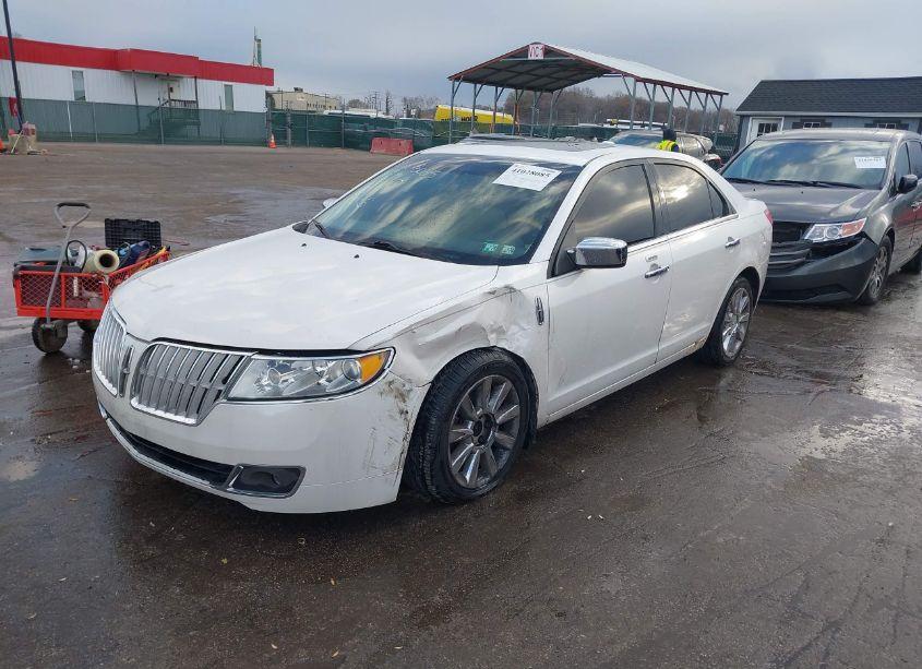 Photo 2 of 2012 Lincoln Mkz (VIN 3LNHL2JC9CR812072)