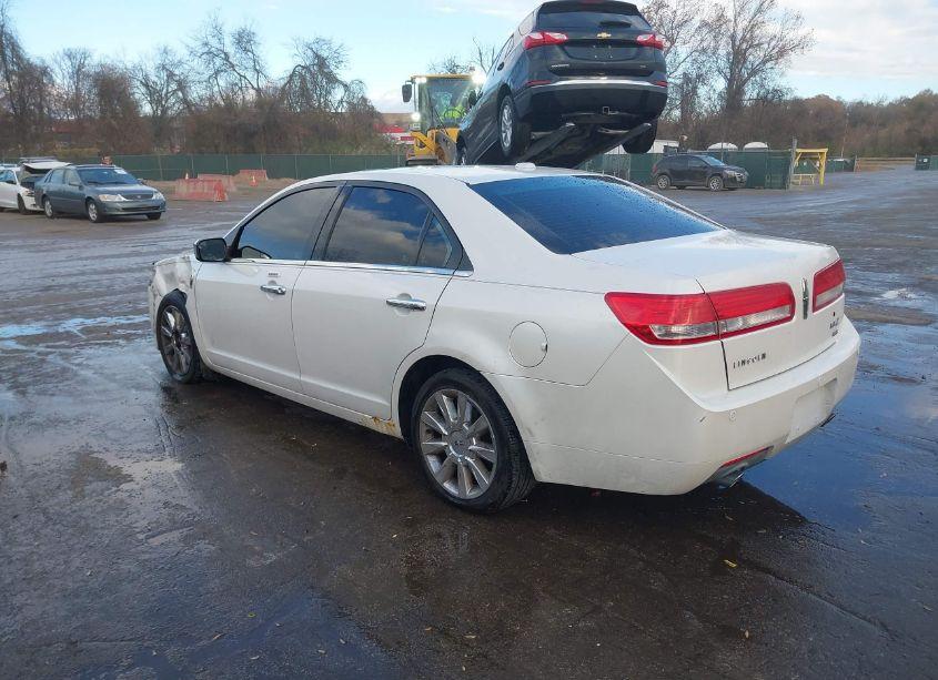Photo 3 of 2012 Lincoln Mkz (VIN 3LNHL2JC9CR812072)