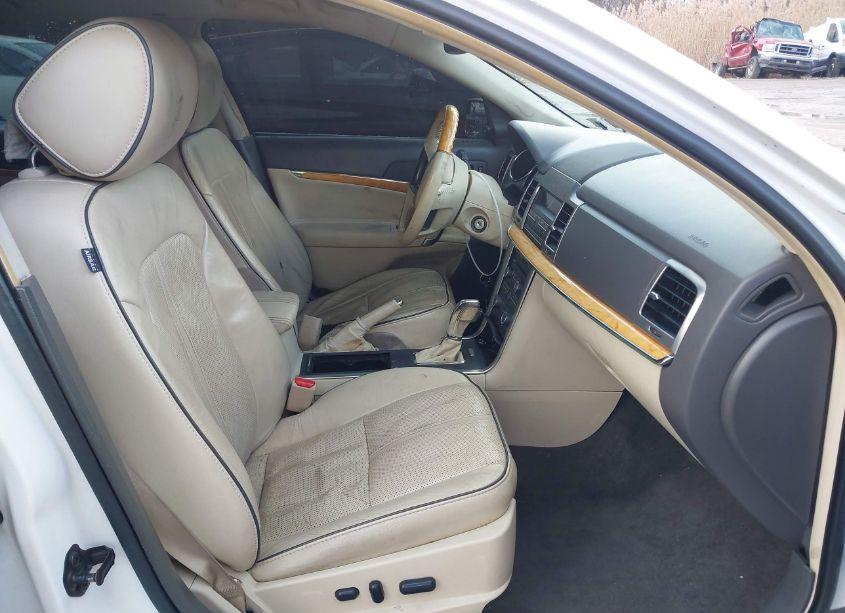 Photo 5 of 2012 Lincoln Mkz (VIN 3LNHL2JC9CR812072)