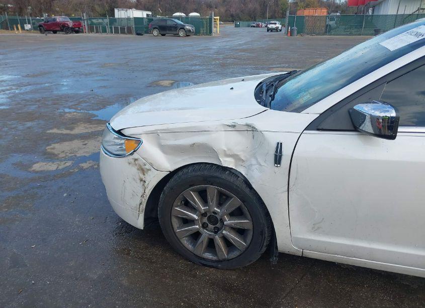 Photo 6 of 2012 Lincoln Mkz (VIN 3LNHL2JC9CR812072)