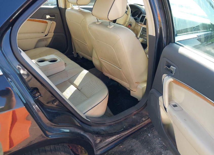 Photo 8 of 2011 Lincoln Mkz N/A (VIN 3LNHL2JCXBR764449)