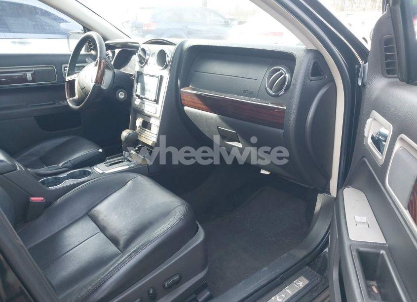 Photo 5 of 2006 Lincoln Zephyr (VIN 3LNHM26126R628147)