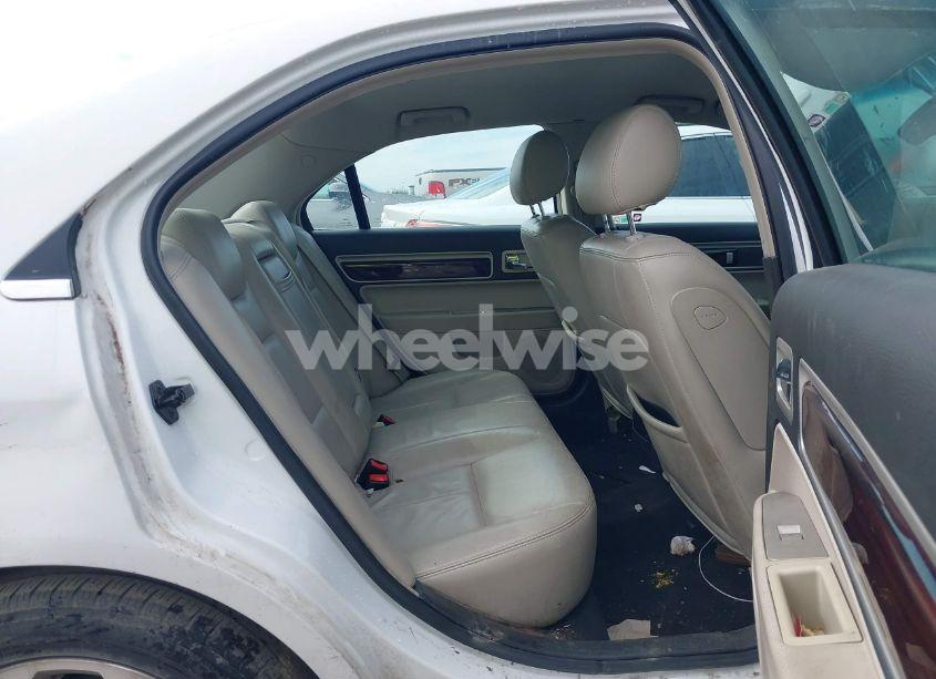 Photo 8 of 2006 Lincoln Zephyr (VIN 3LNHM26126R632067)