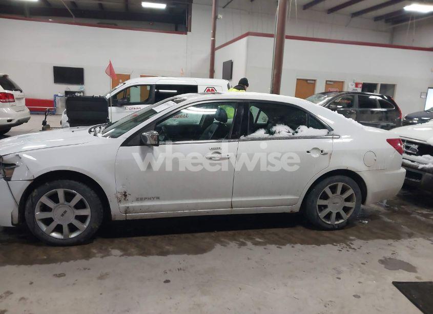 Photo 13 of 2006 Lincoln Zephyr (VIN 3LNHM26156R663653)