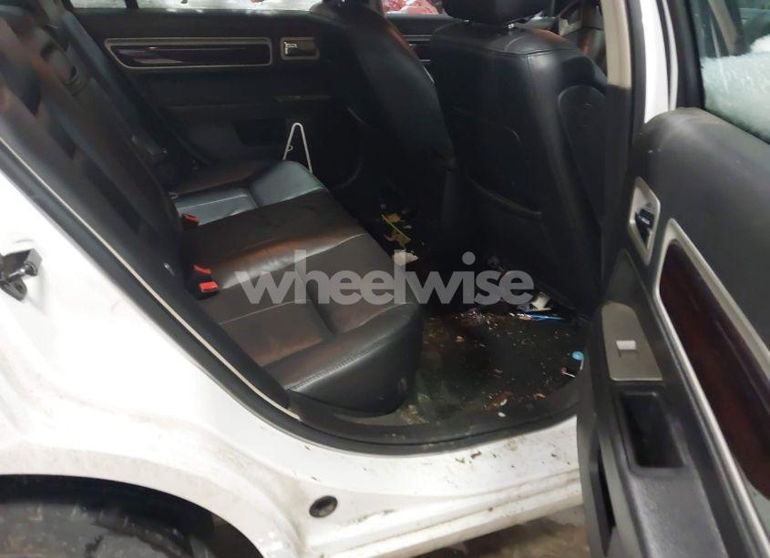 Photo 8 of 2006 Lincoln Zephyr (VIN 3LNHM26156R663653)