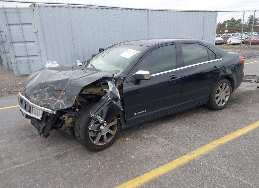 Photo 2 of 2006 Lincoln Zephyr (VIN 3LNHM26176R648944)