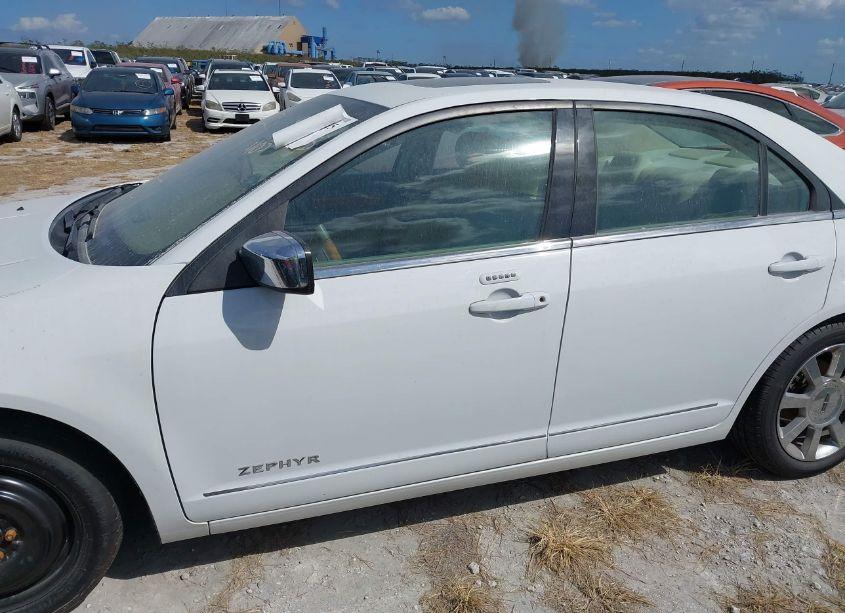 Photo 14 of 2006 Lincoln Zephyr (VIN 3LNHM26196R605951)