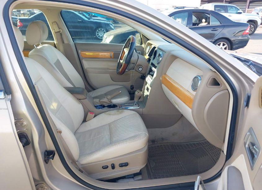 Photo 5 of 2006 Lincoln Zephyr (VIN 3LNHM26196R606291)