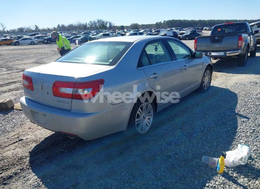 Photo 4 of 2006 Lincoln Zephyr (VIN 3LNHM261X6R626551)