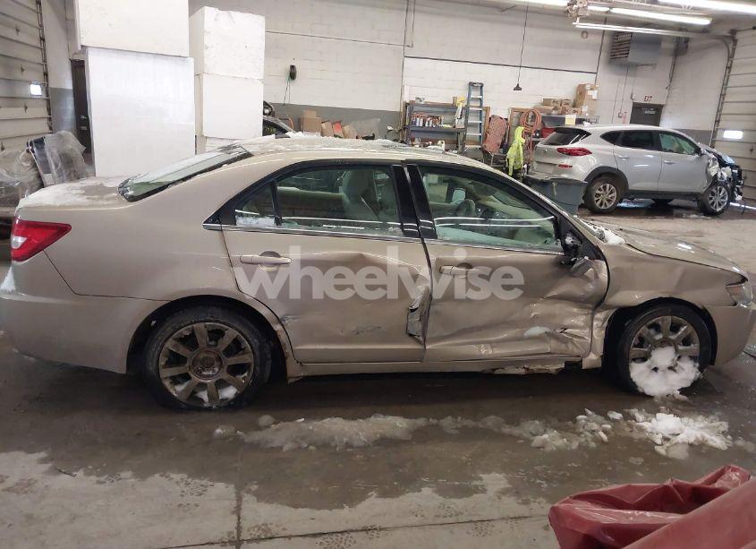 Photo 13 of 2007 Lincoln Mkz (VIN 3LNHM26T27R633271)