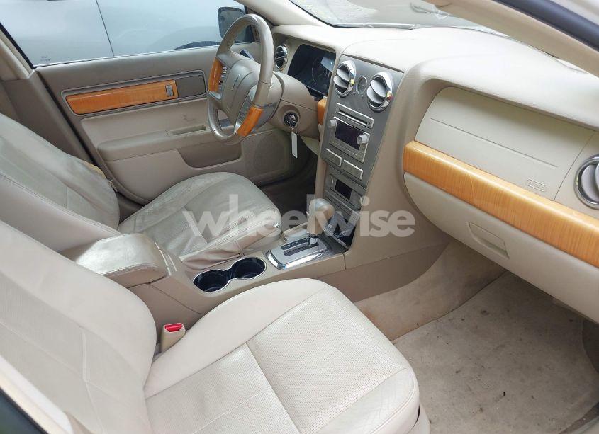 Photo 5 of 2008 Lincoln Mkz N/A (VIN 3LNHM26T68R632240)