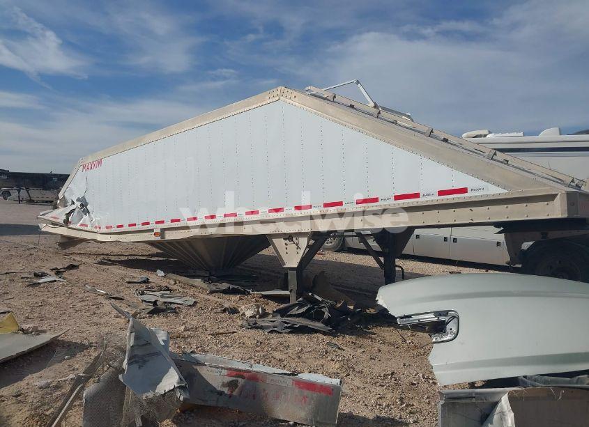 Photo 3 of 2019 Maxxim Industries S.A. TRAILER (VIN 3M9KS4028KL084678)