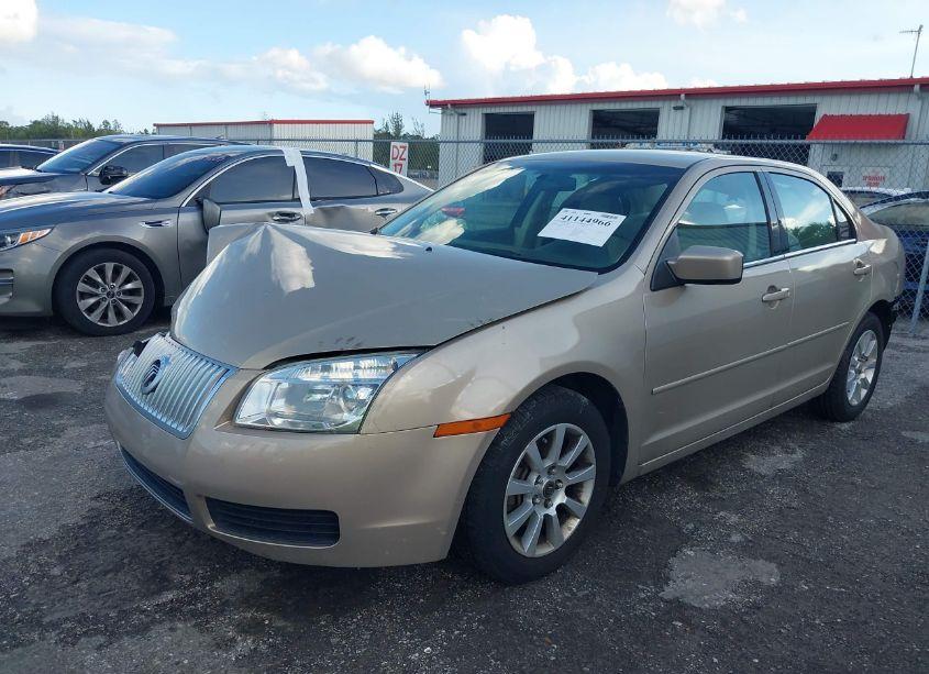 Photo 2 of 2006 Mercury Milan I4 (VIN 3MEFM07Z56R607392)