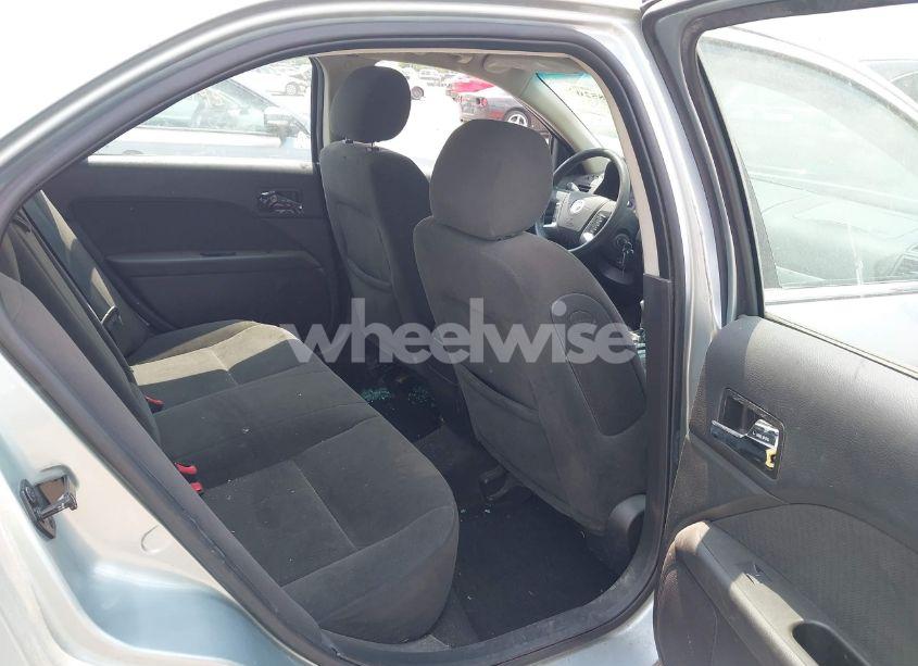 Photo 8 of 2007 Mercury Milan V6 (VIN 3MEHM07157R603668)