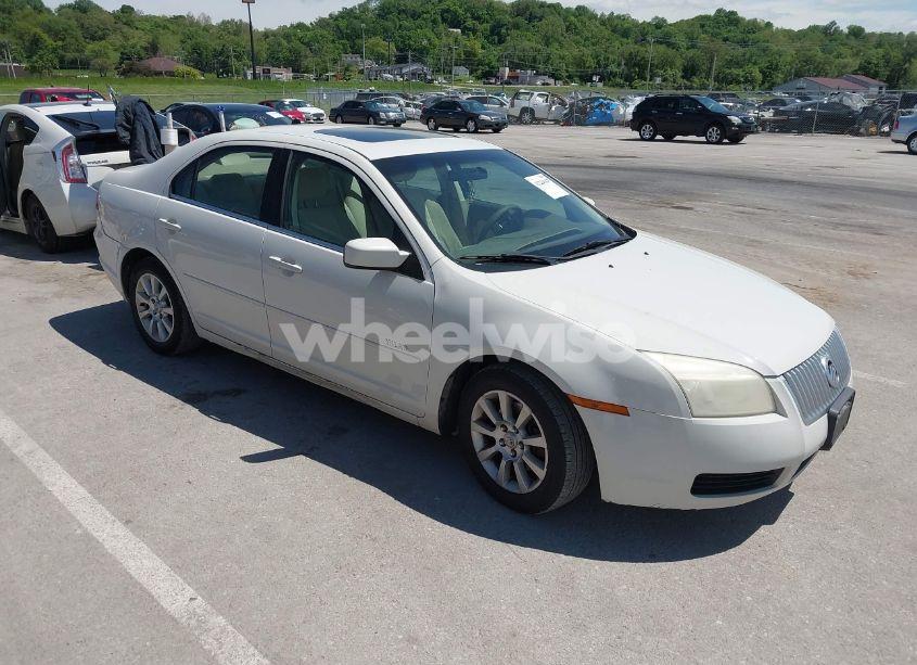 2008 Mercury Milan V6 (VIN 3MEHM071X8R601089) main photo