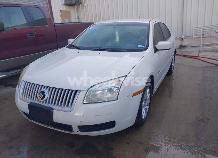 Photo 2 of 2008 Mercury Milan I4 (VIN 3MEHM07Z08R633863)