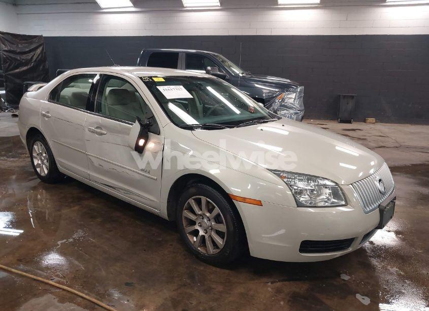 2008 Mercury Milan I4 (VIN 3MEHM07Z08R655703) main photo