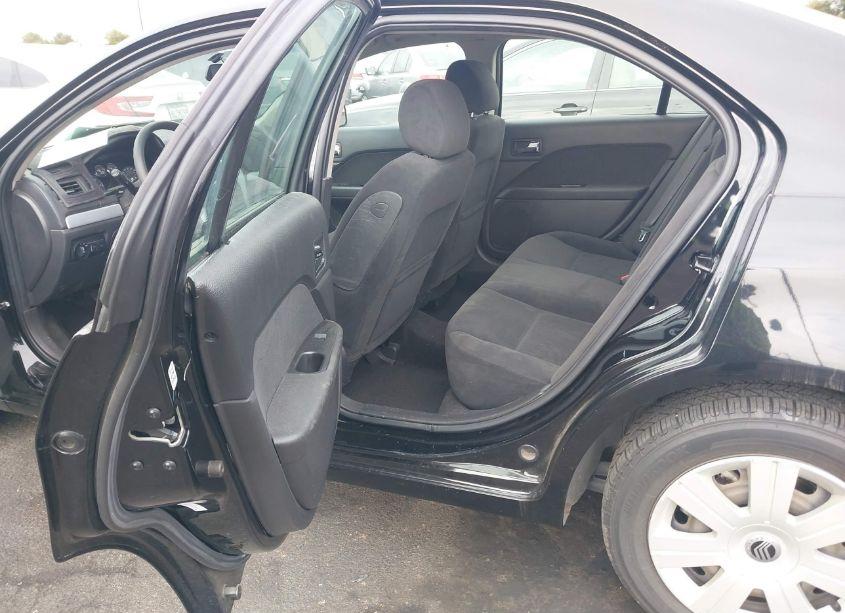 Photo 8 of 2007 Mercury Milan I4 (VIN 3MEHM07ZX7R605163)