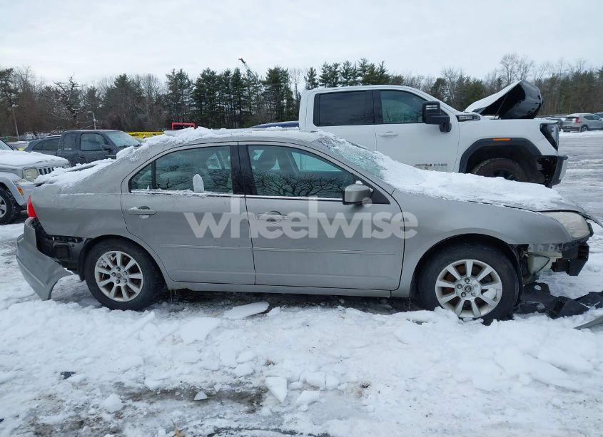 Photo 12 of 2009 Mercury Milan I4 (VIN 3MEHM07ZX9R632124)