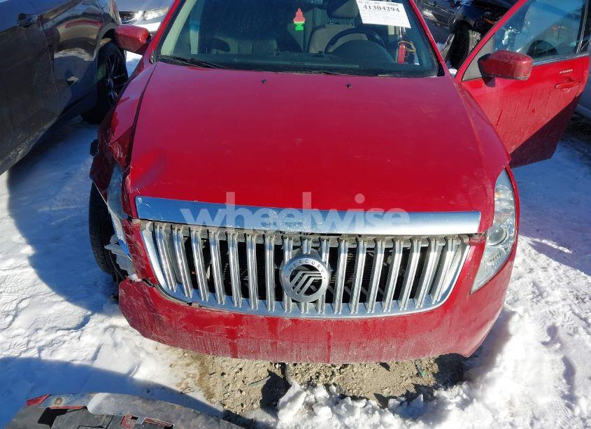 Photo 10 of 2010 Mercury Milan (VIN 3MEHM0HA3AR635945)