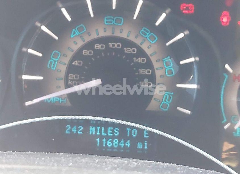 Photo 16 of 2010 Mercury Milan (VIN 3MEHM0HA3AR635945)