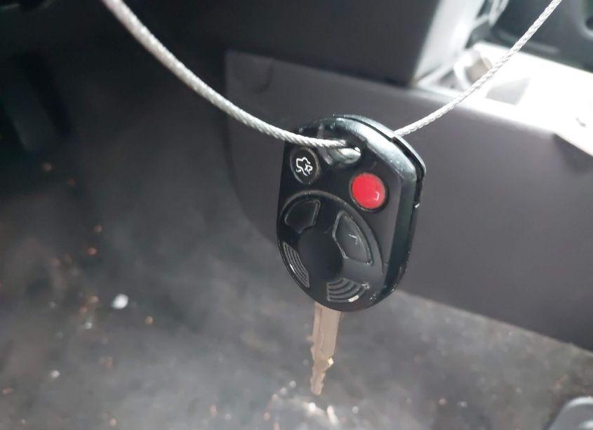 Photo 11 of 2010 Mercury Milan (VIN 3MEHM0HA6AR644641)