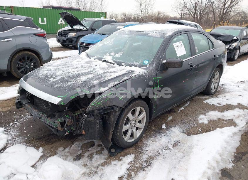 Photo 2 of 2010 Mercury Milan PREMIER (VIN 3MEHM0JA3AR619030)